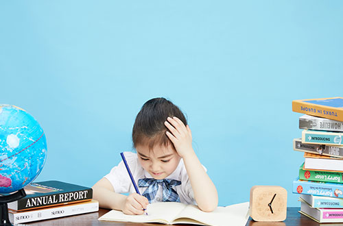 張家口新世紀職業學校每年都有補助是真的嗎？學校的幼師專業怎么樣？