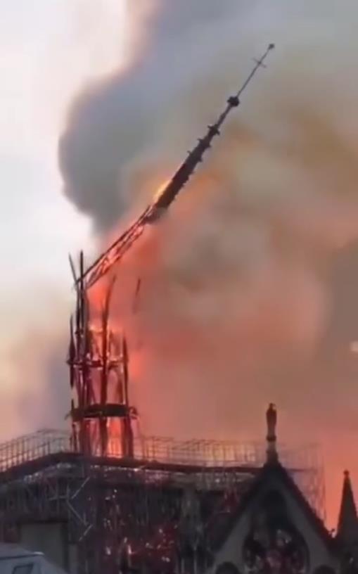 巴黎圣母院火災嚴重將重建！圓明園美景重現卻只能空想！ 